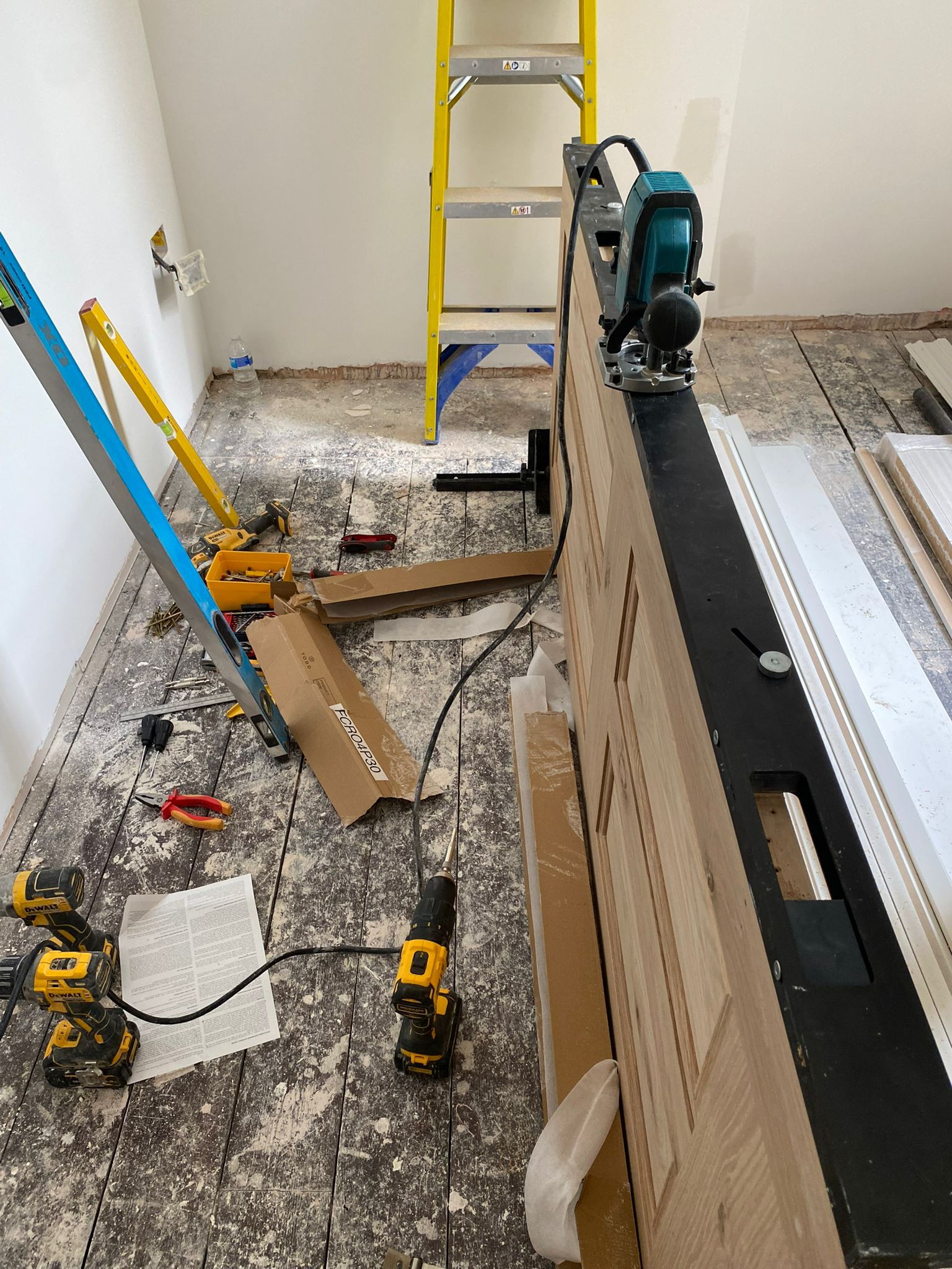 Expert Carpentry & Tiling Services